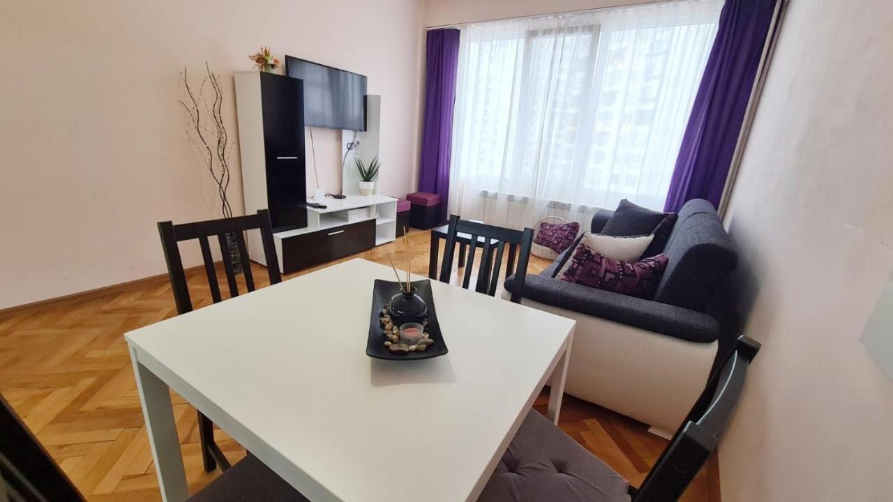 Lovely City Center 1Bd, 1Bt Apartment صوفيا المظهر الخارجي الصورة
